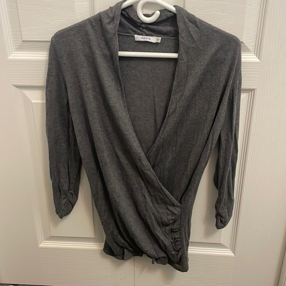 Women’s 3/4” Sleeve Sweater - Picture 1 of 5